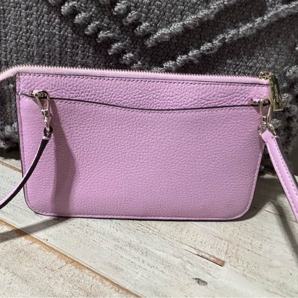 ❤️ Kate Spade New York Leila Small Flap Crossbody Bag - Picture 2 of 6